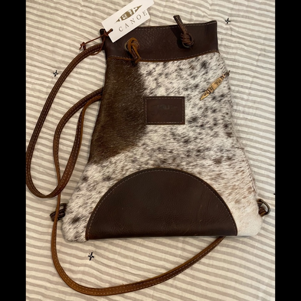 NWT Canoe Look Leather bag